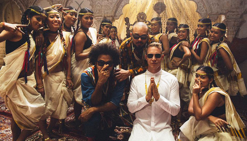 Major Lazer & french producer DJ SNAKE on the set of "Lean On" video clip. India. 2015 - Credits : DiploMajor Lazer & french producer DJ SNAKE on the set of "Lean On" video clip. India. 2015 - Credits : Diplo